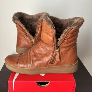Aldo brown boots size 8